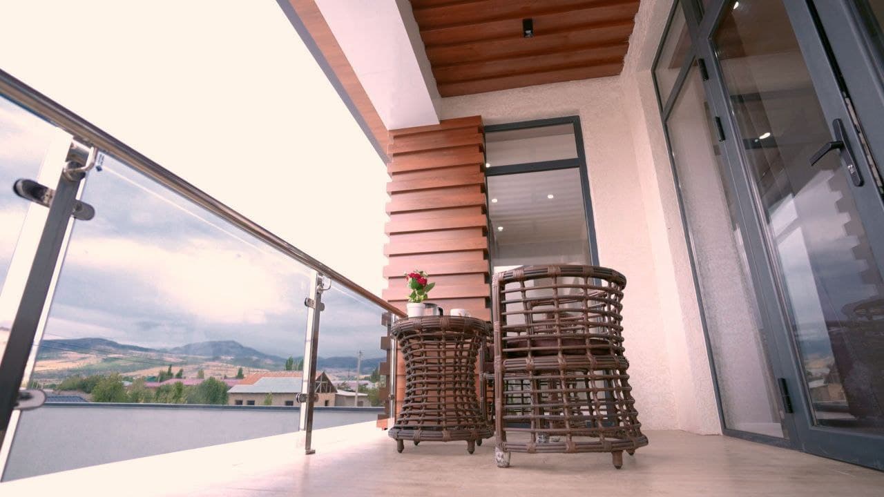 "Corner House" dachasi 5