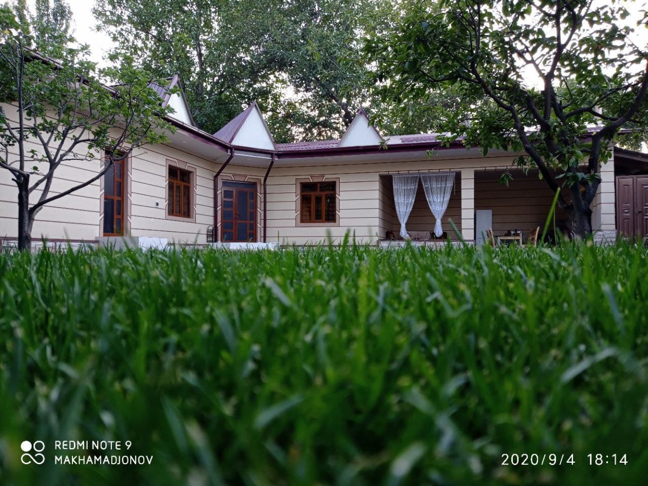 Oybek Dacha, Oqtosh 3