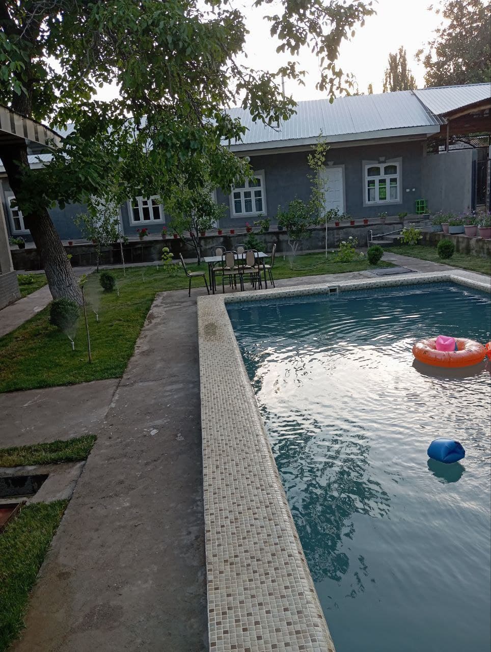 Dacha "Gozal" (Oq tosh)