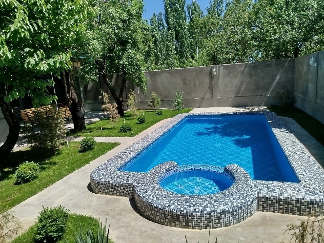 Oq tosh Dacha 72 5