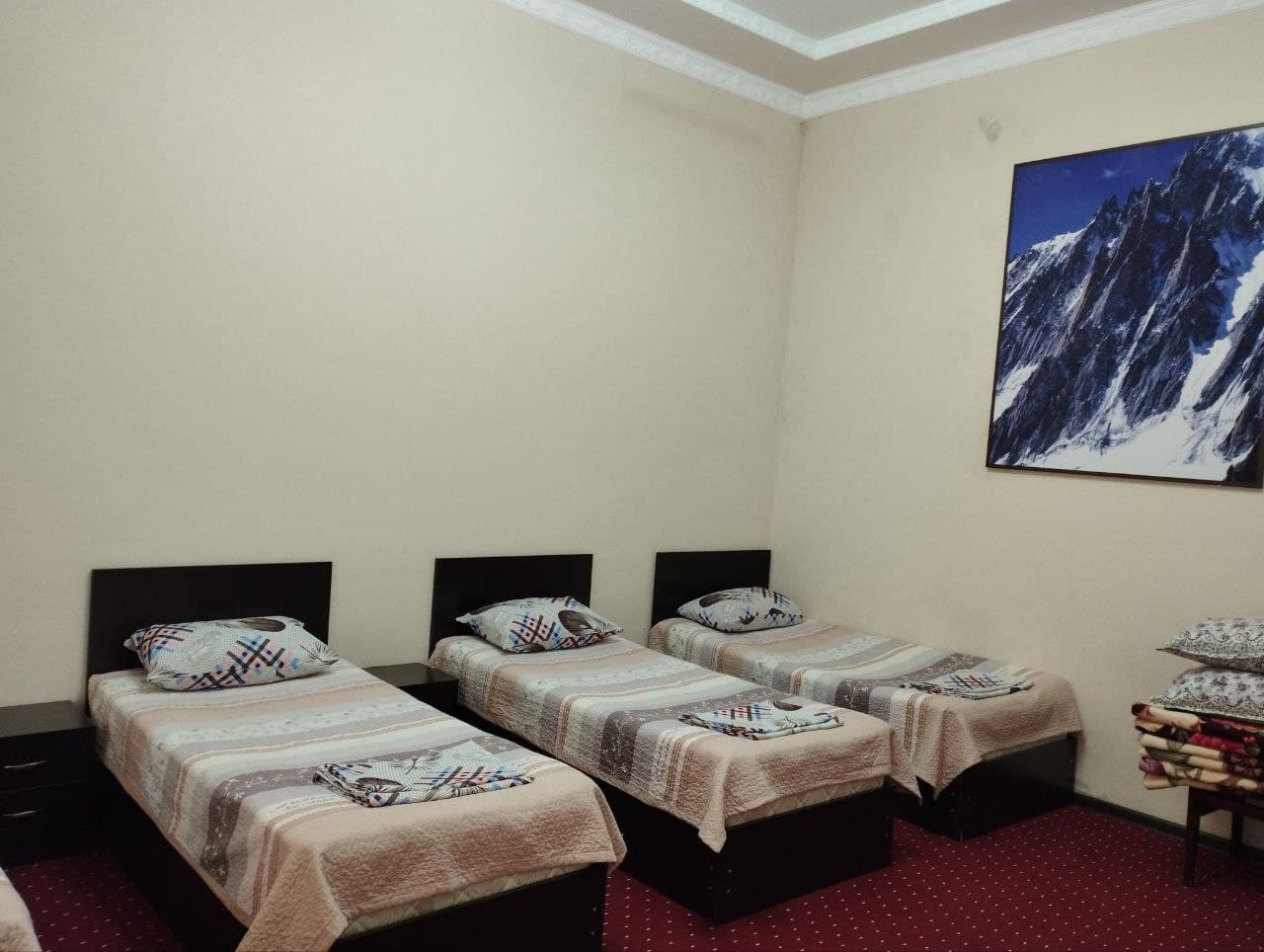 "Baxrom" Dacha, Oq tosh 3